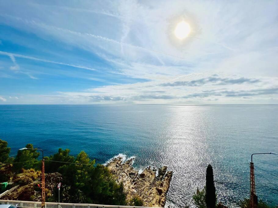 Suite Sunset 18 - Fronte Mare Sanremo Ngoại thất bức ảnh